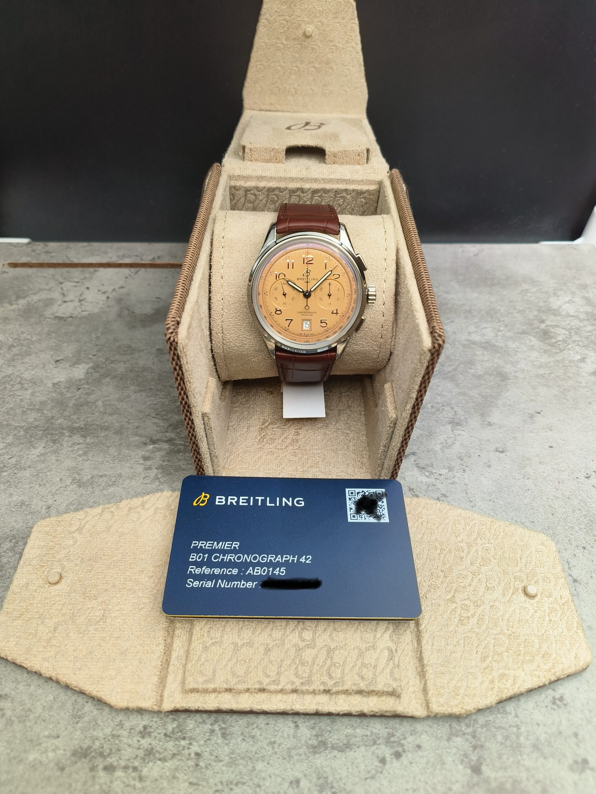 Breitling Premier B01 Chronographe 42 – Image 2