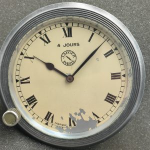 Jaeger Paris « Montre de tableau de bord »