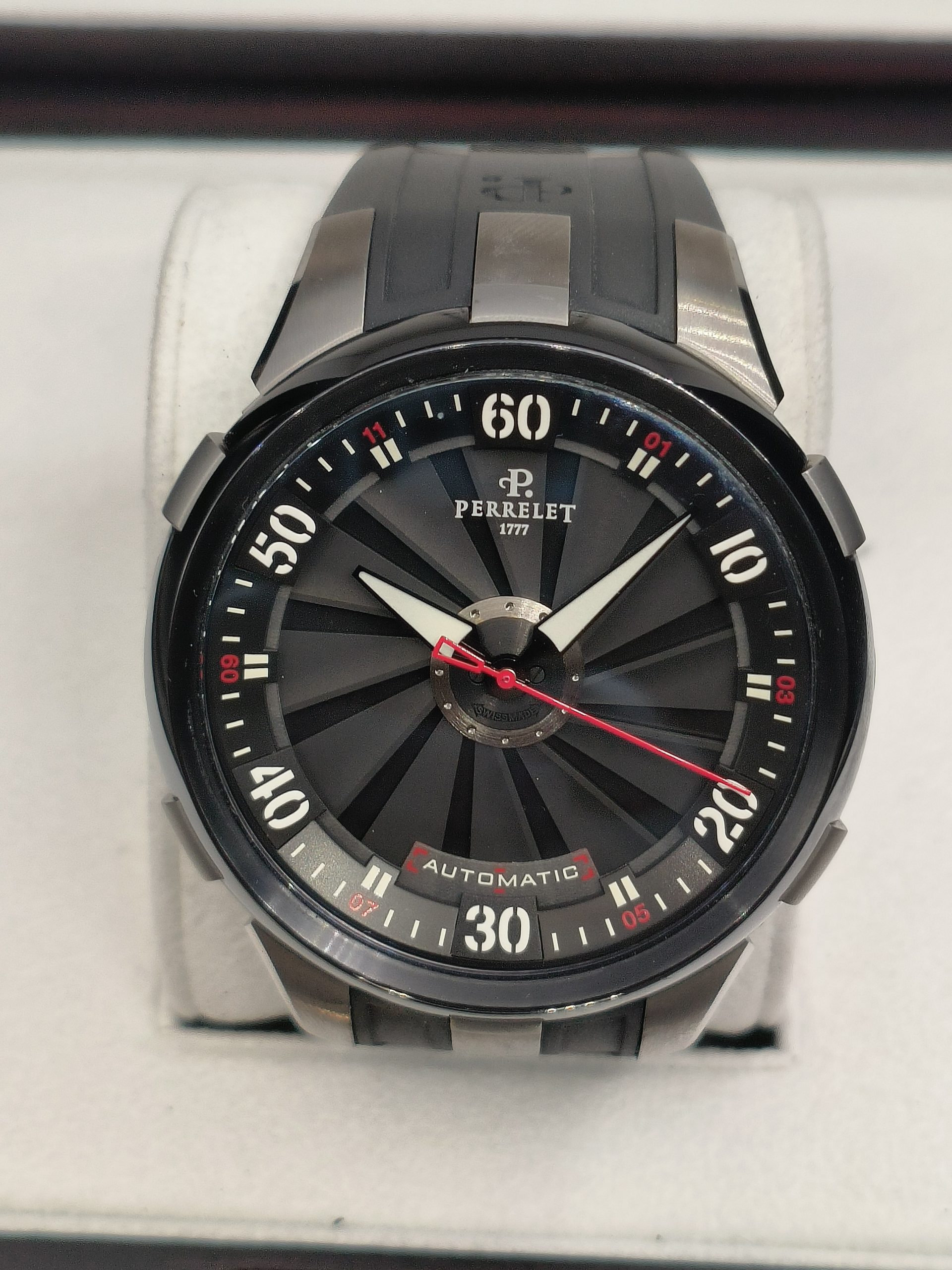 Perrelet Turbine XL